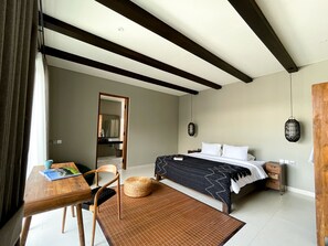 3 bedrooms, WiFi, bed sheets - Luna Ola offers accommodation with balcony, around 400 metres from Berawa Beach. (Kuta Utara)