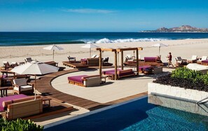 On the beach - Unleash Paradise: 7-Day VIP Experience at Grand Mayan - Vidanta Los Cabos! (San José del Cabo)