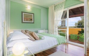 5 soverom, strykejern/-brett, reiseseng for barn og wi-fi (inkludert)