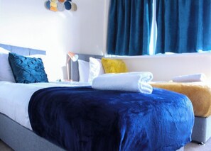 2 chambres, fer et planche Ă repasser, Wi-Fi, draps fournis