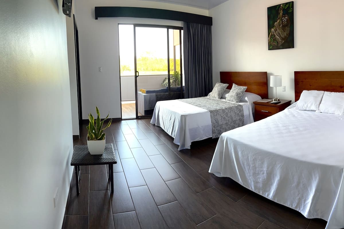 Superior Room, Mountain View