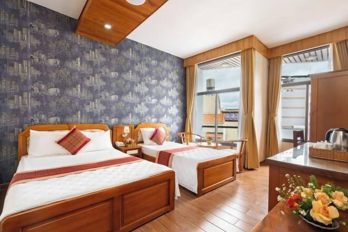 Minibar, caja fuerte, wifi gratis y ropa de cama