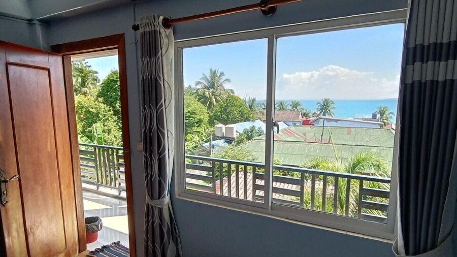 루미 게스트하우스