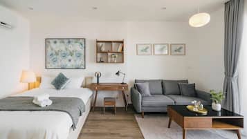 Superior Apartment, 1 Bedroom | Frette Italian sheets, premium bedding, down comforters