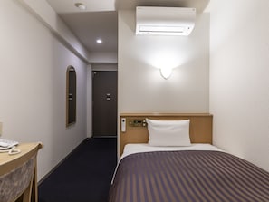 Dobbeltrom – standard, 1 dobbeltseng, ikke-røyk | Dundyner, strykejern/-brett, wi-fi (inkludert) og sengetøy