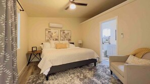 2 bedrooms, iron/ironing board, travel cot, free WiFi