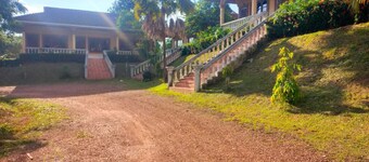 Leokhamphasurt 度假村