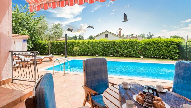 Pool - 3 bedroom lovely home in Porec (Porec)