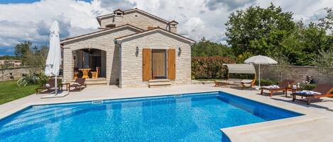 Una piscina riscaldata