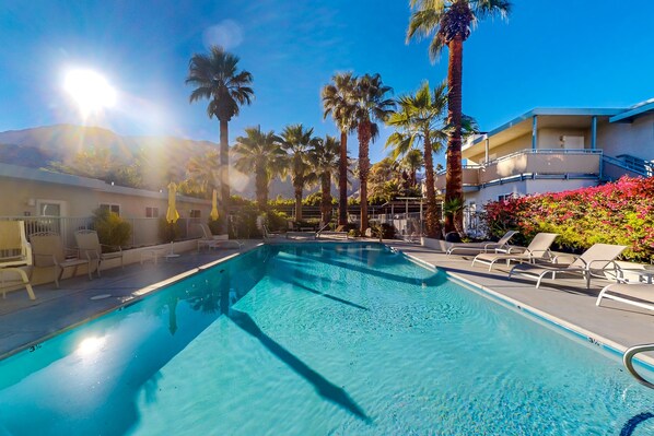 Pool - Mountain-view condo with pool, hot tub, balcony, & central AC (Palm Springs)