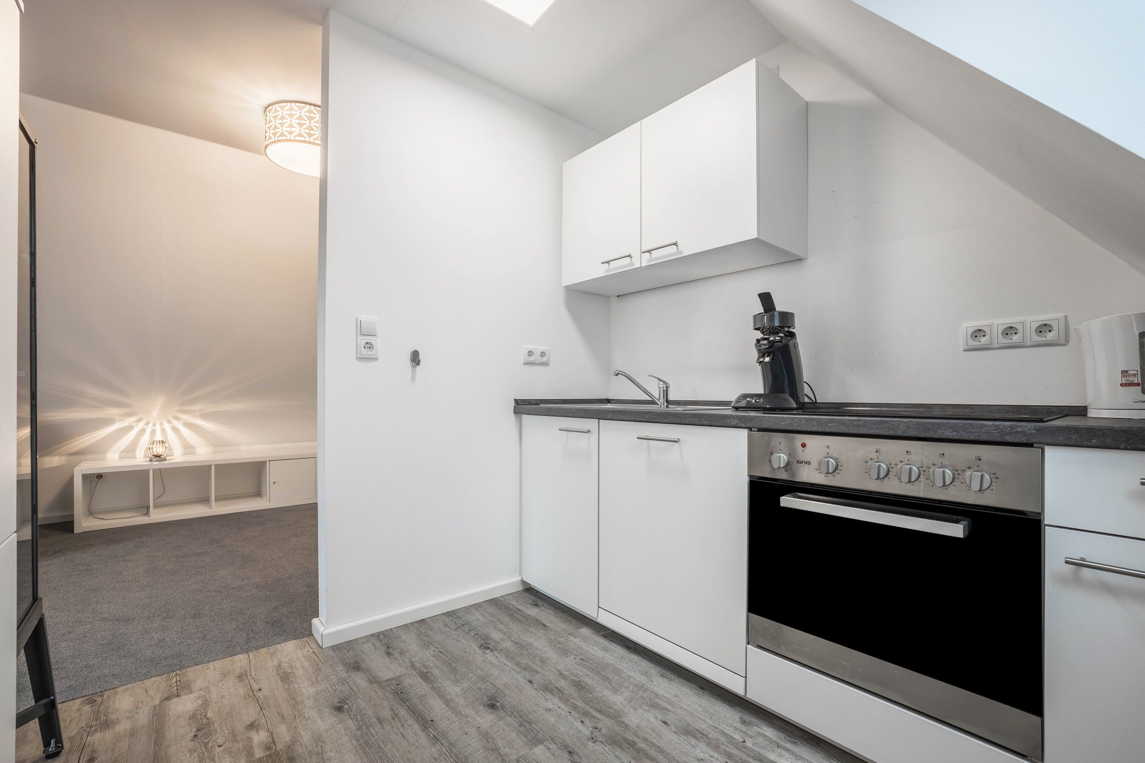 Frigorífic, forn, placa de cuina i rentaplats 