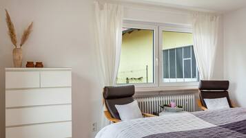 2 chambres, fer et planche à repasser, accès au Wi-Fi (inclus)