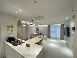 Suite Premier Twin Room