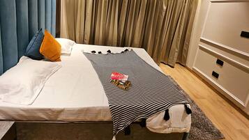 1 bedroom, iron/ironing board, WiFi, bed sheets