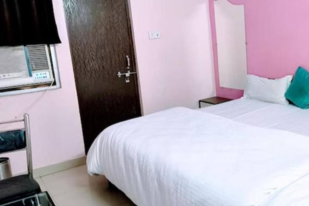 Deluxe Triple Room, City View | View from room