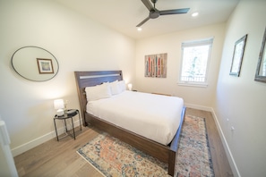 2 habitaciones, decoración personalizada y muebles diferentes