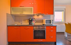 Fridge, oven, stovetop, dishwasher - 2 bedroom beautiful apartment in Buje (Buje)