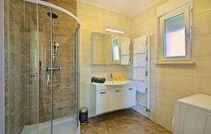 Douche, séchoir à cheveux