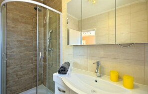 Douche, séchoir à cheveux