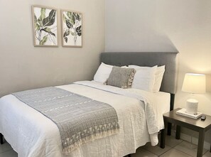 1 bedroom, desk, iron/ironing board, free WiFi