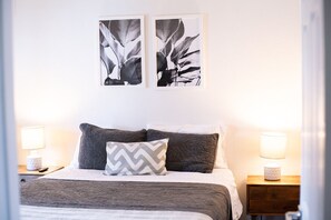 1 bedroom, desk, iron/ironing board, free WiFi - 202, Ocean Side, Patio, Laundry, Desk (South Padre Island)