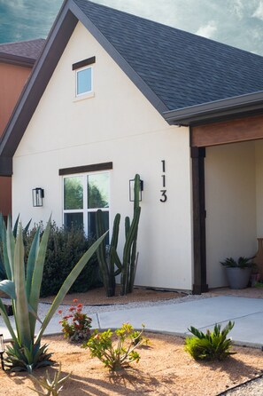 Exterior - Orion B | Vaulted Ceilings, Pool & Bunk Room (Port Isabel)