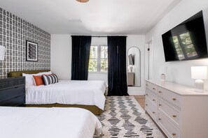 4 bedrooms, desk, free WiFi, bed sheets - Upgraded Modern 4 BR Home in Marietta w/ Hot Tub & Pool | Outdoor Living with Patio & Gas Fire Table (Marietta)