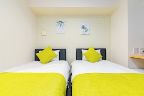 Superior Room, 2 Single Beds | Desk, blackout curtains, free WiFi, bed sheets - JA Hotel Bentencho (Osaka)