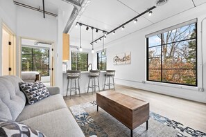 TV, offices