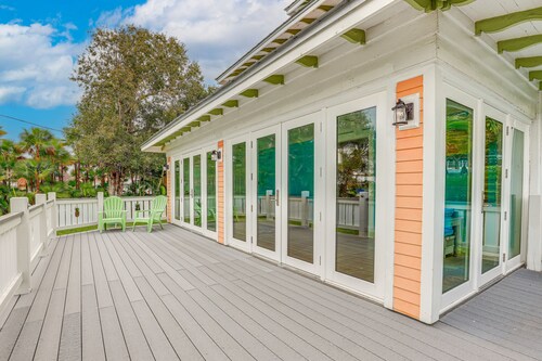 Palm City Home w/ Pool & Florida Room - Near Golf