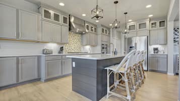 Perincian bahagian dalam