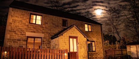 Cottage | Exterior