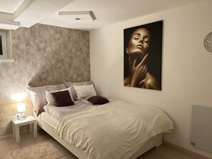 3 chambres, fer et planche Ă repasser, Wi-Fi, draps fournis