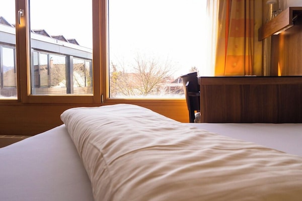 Standard Single Room | In-room safe, desk, soundproofing, free WiFi