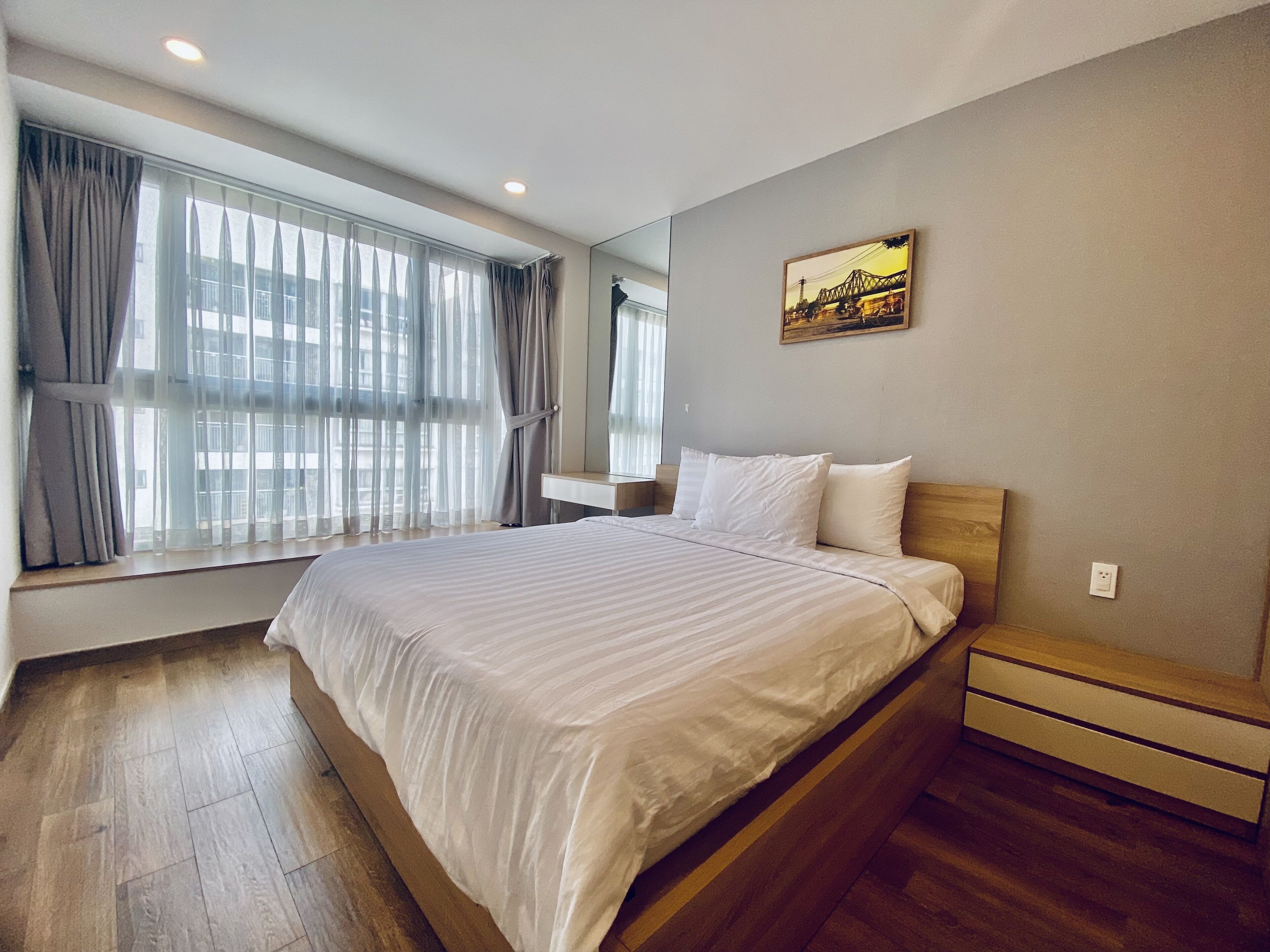 Standard Apartment | Blackout drapes, soundproofing, iron/ironing board, free WiFi