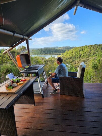 Glamping by the beautiful Ngunguru River