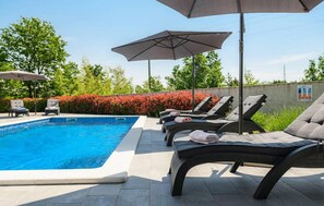 Pool - Gorgeous home in Labin (Labin)
