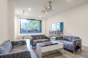 Interior - Pumori Guesthouse (Puli)