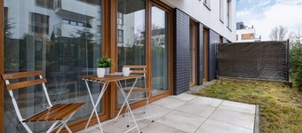 Stylish Apartment Bażantów by Renters