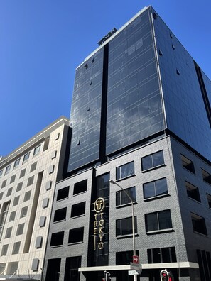 Front of property - The Tokyo Aparthotel by Totalstay (Cape Town)