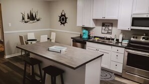 Private kitchen - Spacious Family Friendly Apt Near OWA & Beach 618
 (Foley)