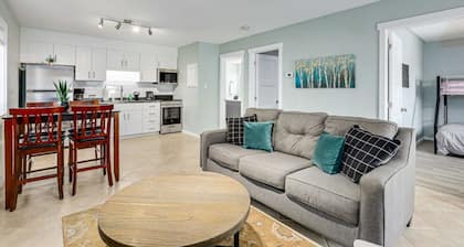 The Alpine - Central Collingwood Condo