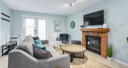 The Alpine - Central Collingwood Condo