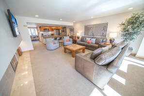 Condo Premier, 2 habitaciones, balcón, vista a la montaña (Saints John 2547) | Exterior