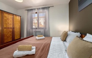 2 habitaciones, wifi gratis y ropa de cama 