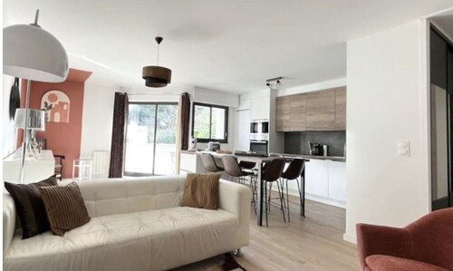 Appartement 2 Chambres Idéalement Situé en Centre Ville et au Calme