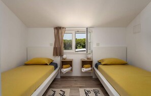 4 Schlafzimmer, Bügeleisen/Bügelbrett, Reisekinderbett, kostenloses WLAN