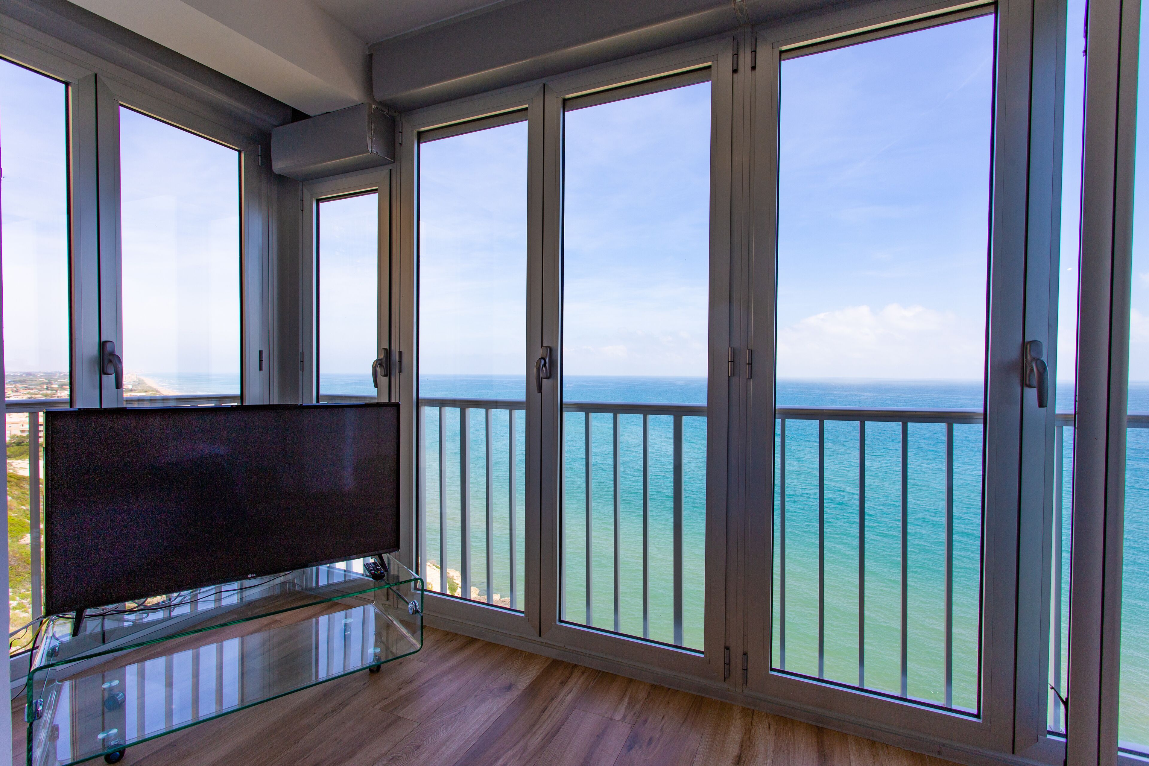 الإطلالة من المنشأة