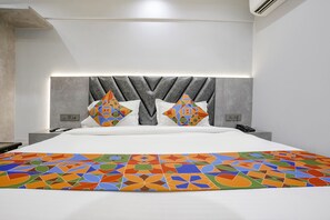 Deluxe Room - Fabhotel Aahan (Navi Mumbai)