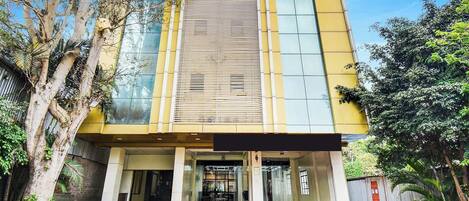 Fachada de la propiedad